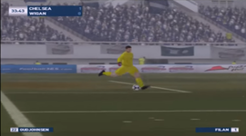 Game image #3 of This Is Football 2003